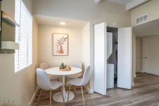 Photo #2: 6957860 Listing 