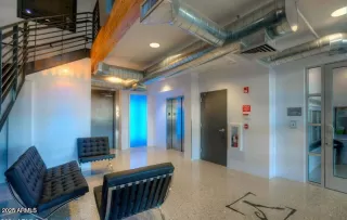 Photo #2: 6957875 Listing 