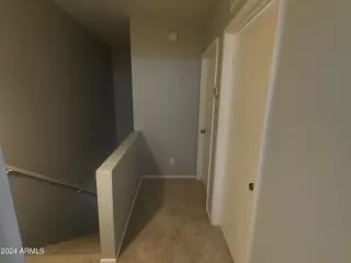 Photo #5: 6957949 Listing