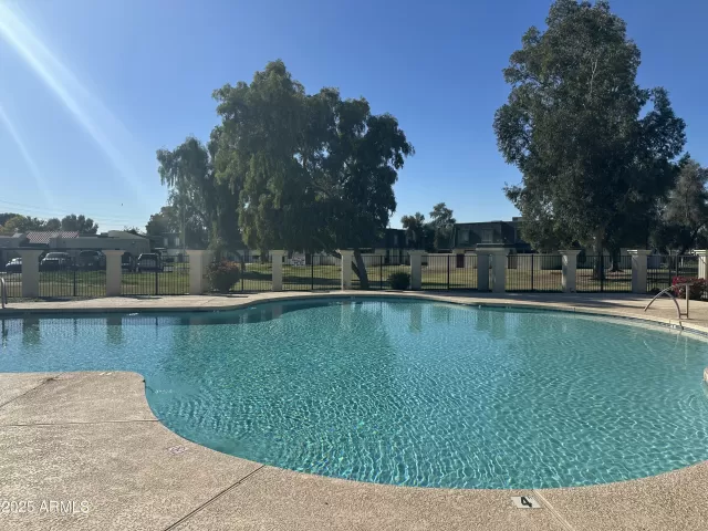 MLS: 6958090 Condo For Sale