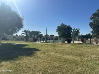 Photo #3: 6958090 Listing 