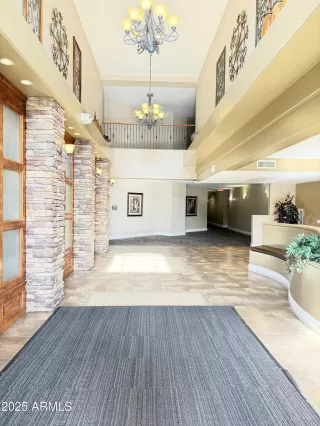 Photo #2: 6958098 Listing