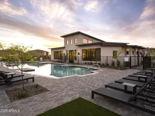 Photo #6: 6958145 Listing