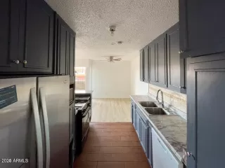 Photo #6: 6958156 Listing