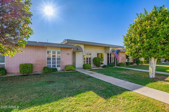 MLS: 6958169 Condo For Sale