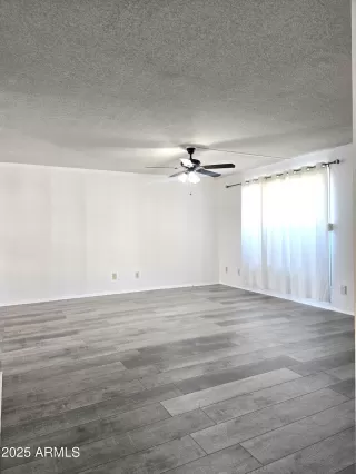 Photo #6: 6958198 Listing 