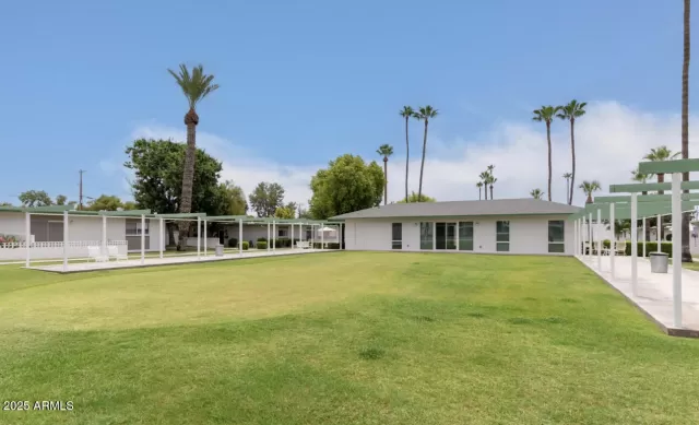 MLS: 6958212 Condo For Sale