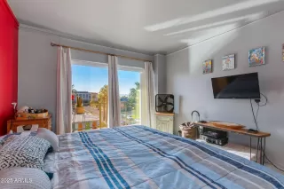 Photo #5: 6958240 Listing 