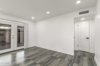 Photo #5: 6958443 Listing 