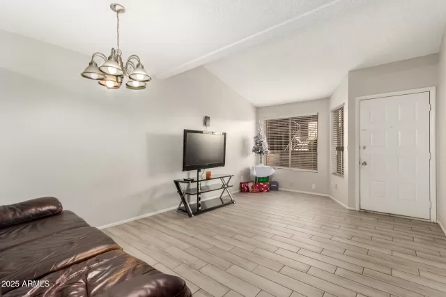 MLS: 6958493 Condo For Sale