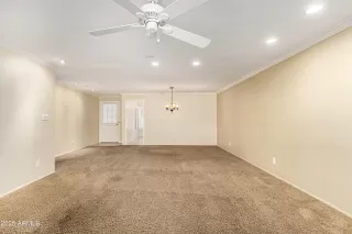 Photo #5: 6958557 Listing 