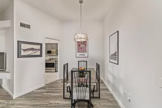 Photo #5: 6958562 Listing 