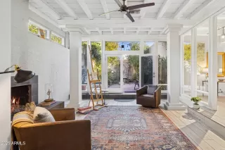 Photo #5: 6958567 Listing 