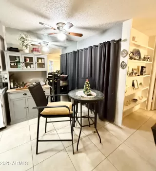 Photo #5: 6958830 Listing