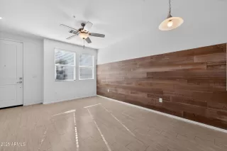 Photo #3: 6958848 Listing