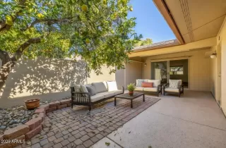 Photo #6: 6958941 Listing