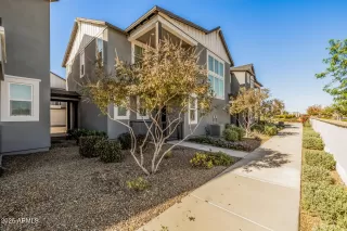 Photo #2: 6958963 Listing