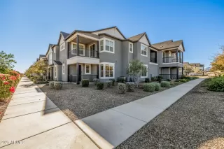 Photo #6: 6958963 Listing