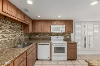 Photo #2: 6958982 Listing