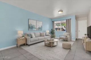 Photo #3: 6959068 Listing