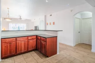 Photo #5: 6959103 Listing 