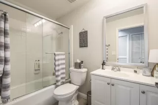 Photo #6: 6959199 Listing 