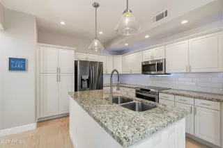 Photo #5: 6959231 Listing 