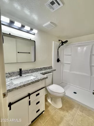 Photo #2: 6959274 Listing