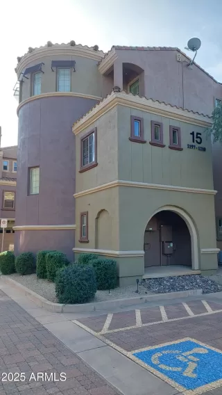 Photo #2: 6959405 Listing 