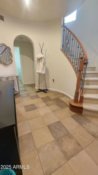 Photo #3: 6959405 Listing 