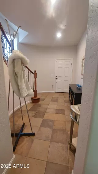 Photo #4: 6959405 Listing 