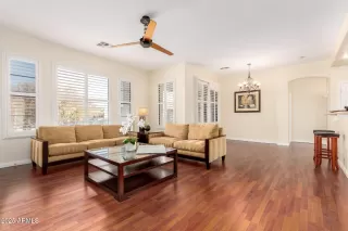 Photo #3: 6959423 Listing 