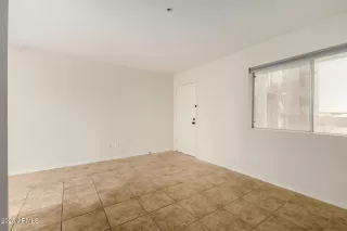 Photo #3: 6959497 Listing 