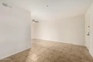 Photo #5: 6959497 Listing 