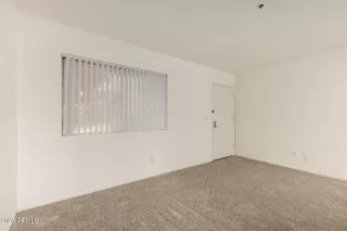 Photo #4: 6959500 Listing 