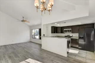 Photo #4: 6959613 Listing 