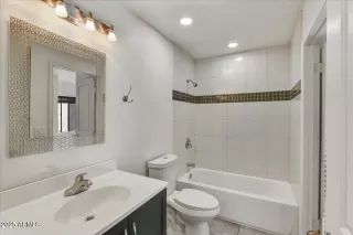 Photo #6: 6959613 Listing 