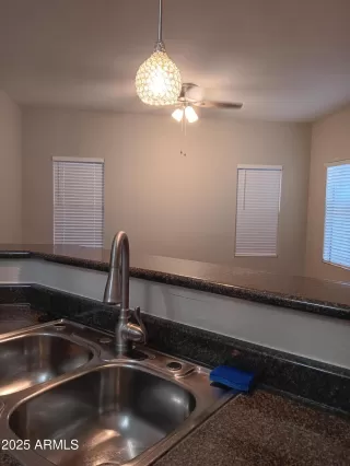 Photo #5: 6959779 Listing 