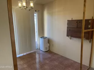 Photo #4: 6959796 Listing 