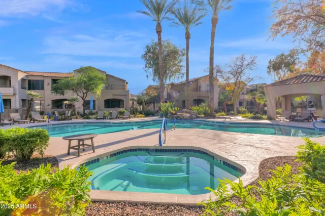 MLS: 6959915 Condo For Sale