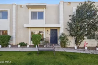 More Details about MLS # 6959931 : 610 E MONTEBELLO AVENUE 41#41