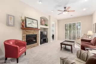 Photo #6: 6960005 Listing 