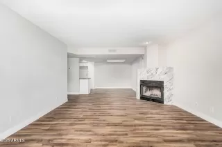 Photo #6: 6960177 Listing 