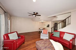 Photo #3: 6960379 Listing 