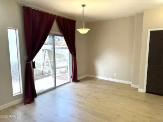 Photo #6: 6960440 Listing 