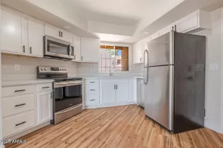 Photo #1: 6960468 Listing 