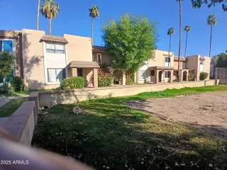 Photo #5: 6960598 Listing