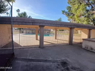 Photo #6: 6960598 Listing