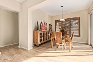 Photo #4: 6960690 Listing 