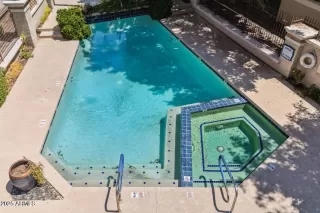 Photo #5: 6960719 Listing 